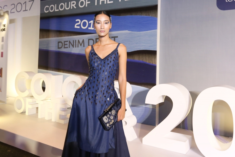 tham do elle fashion journey 2016 ngap tran trang phuc den trang