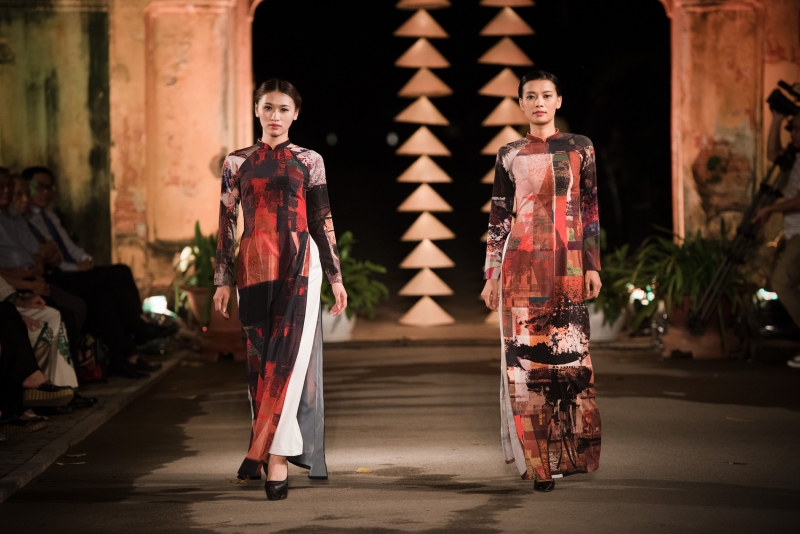 man nhan ngam tinh hoa ao dai viet