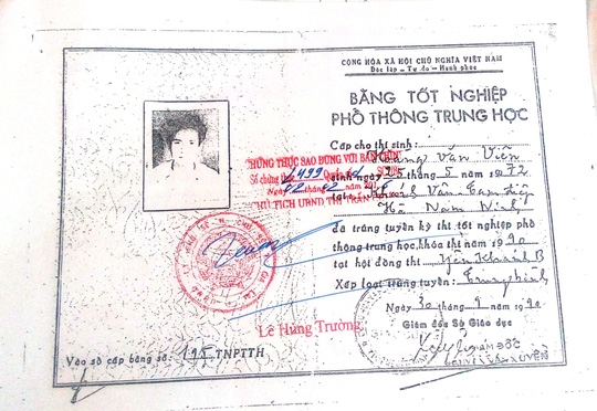 lam ro vu viec hai lanh dao huyen khong co bang tot nghiep cap iii