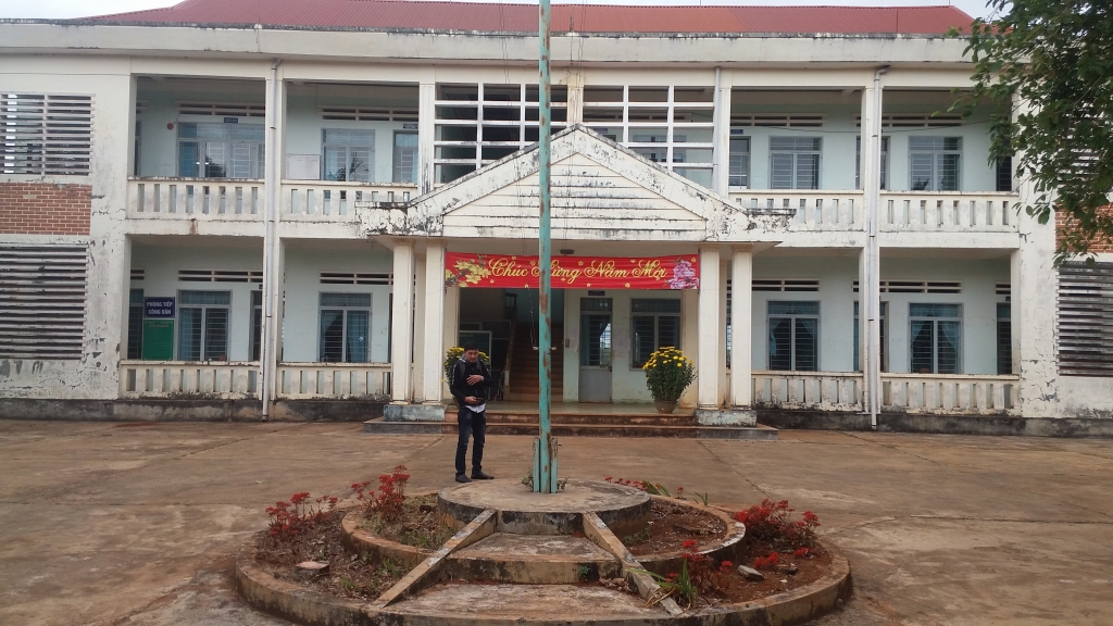 gia lai hang loat ubnd xa vang tanh ngay dau nam