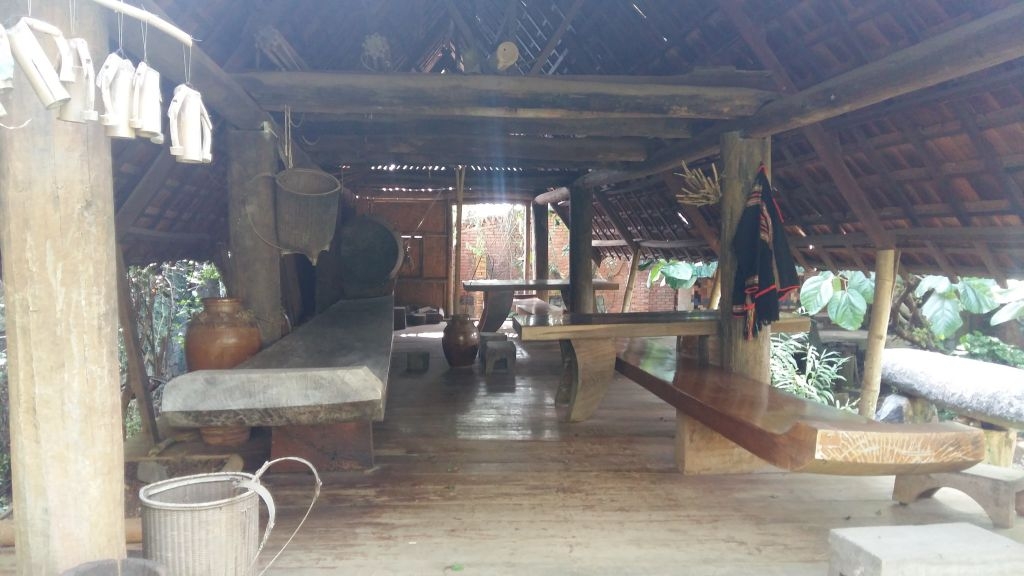 nguoi bien quan ca phe tro thanh bao tang co vat