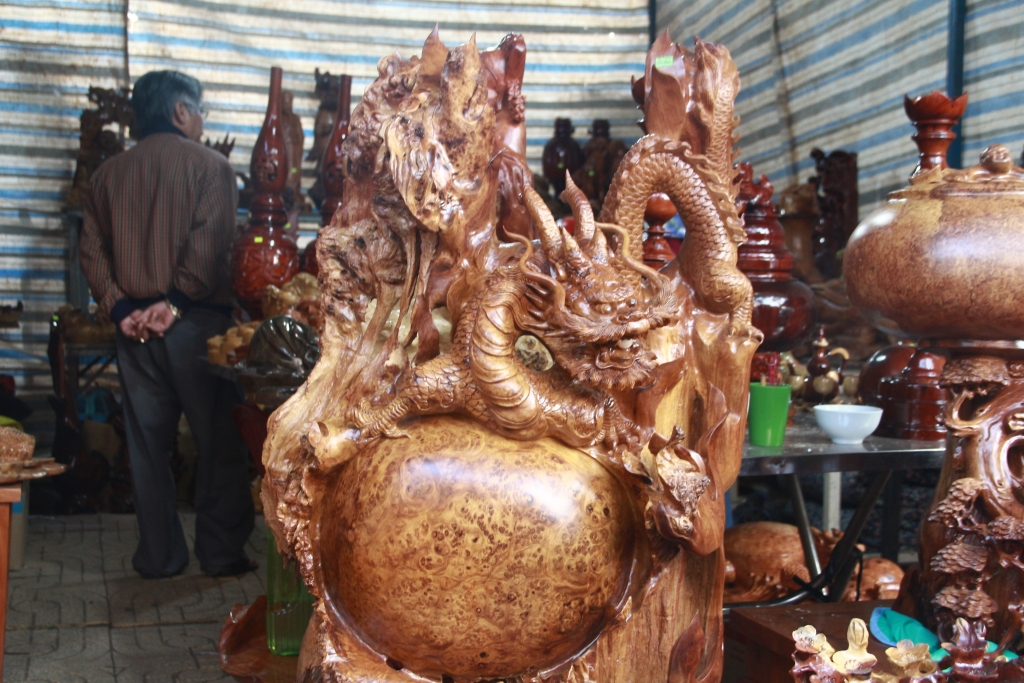 do my nghe gia tram trieu bay la liet tai cho xuan tpbuon ma thuot