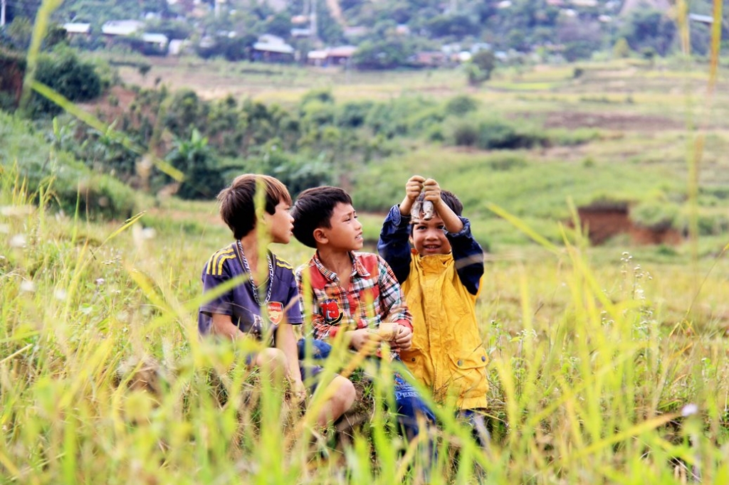 nhoc nhan muu sinh duoi chan nui ngoc linh nhung ngay can tet