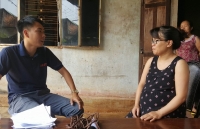 huyen co hon 500 giao vien du doi them hieu truong nhan tien chay viec