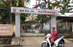 Vụ phụ huynh đánh giáo viên trong khuôn viên trường: Đã báo cáo lên Bộ giáo dục