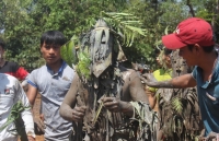 man quay kieu vat kiet suc trinh nu ha thanh