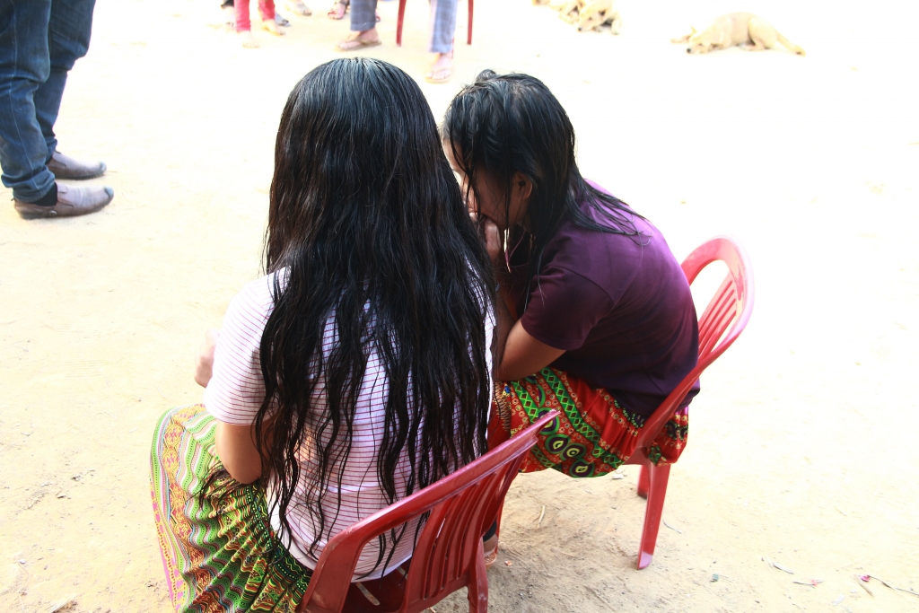 nhieu tre em dan toc bi nguoi la du do xuong tphcm lao dong kho cuc