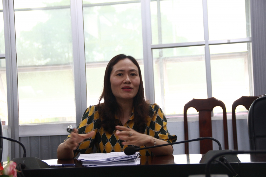 vu 500 giao vien co nguy co that nghiep cuc nha giao lam viec voi huyen