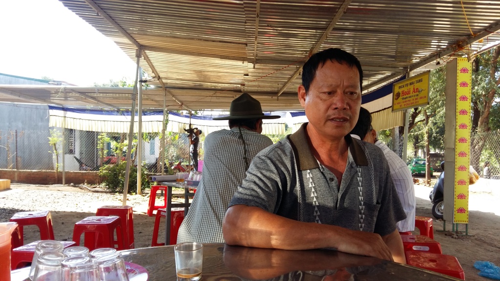 dak lak vo doi li di chong sat hai con roi uong thuoc diet co tu tu