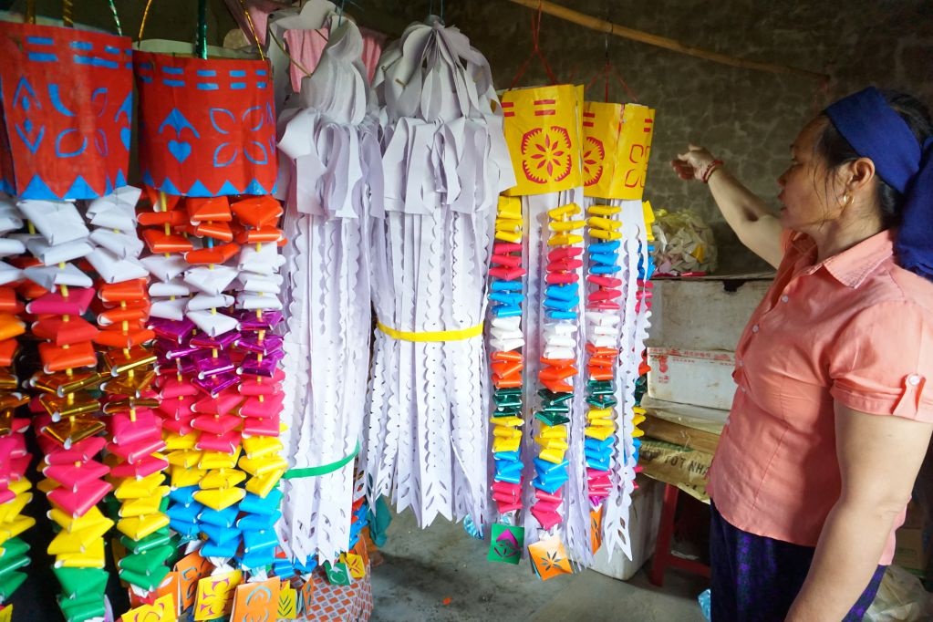 doc dao tuc tang hoa cho nguoi chet cua dan toc tay