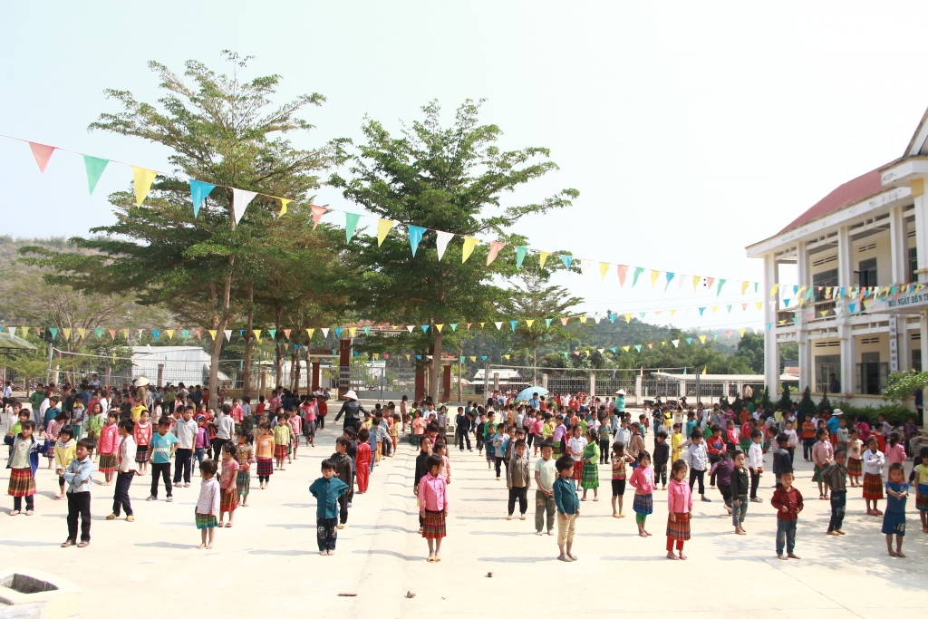 xot xa bua an toan rau cham muoi tren hanh trinh tim con chu cua hoc sinh tay nguyen
