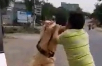 hai duong dieu tra nhom con do hanh hung cat gan chan phu xe khach