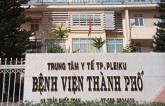 Bác sĩ bị cặp vợ chồng 'thay phiên' chửi bới, hành hung khi yêu cầu bệnh nhân chờ tới lượt