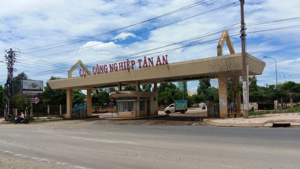 dak lak nhieu hang muc cua cum cong nghiep bo hoang thanh noi nuoi bo cua dan