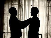 Đình chỉ Giám đốc và cấp phó trường chính trị vì đánh nhau ngay tại trụ sở