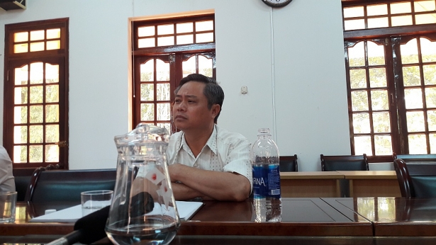 vu bi thu huyen uy vao nha nghi tham benh nu can bo ban thuong vu tinh uy giai quyet