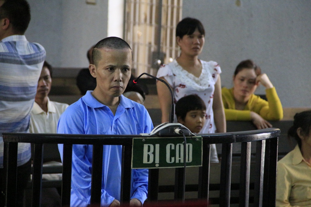 dak lak chong sat hai vo de lai hai con nho bo vo