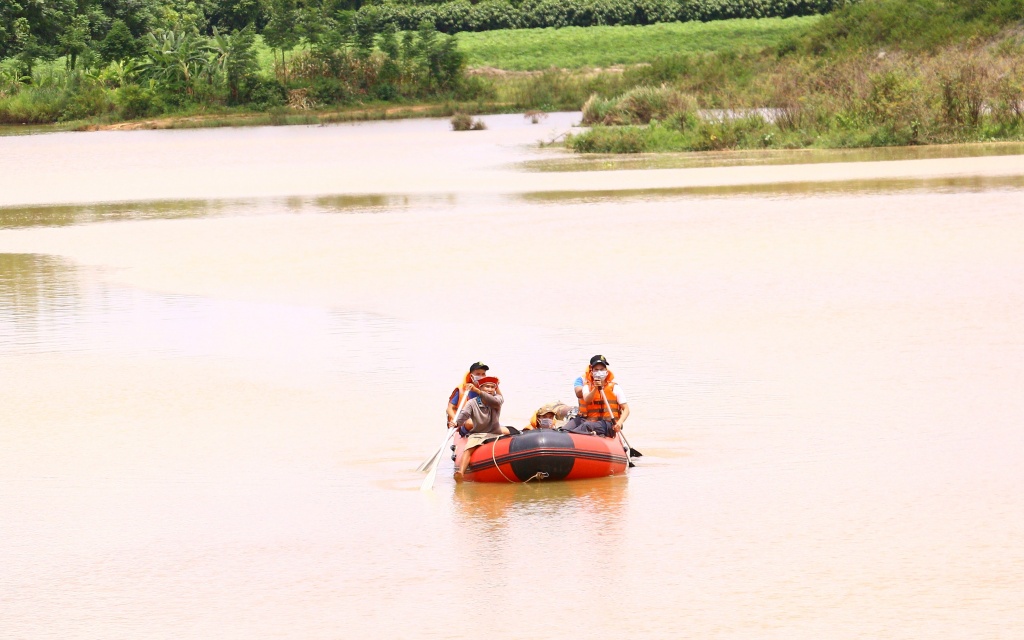 dak lak phat hien thi the nam thanh nien troi noi tren mat ho thuy dien