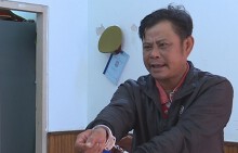Bảo vệ giết quản lý siêu thị điện máy: 'Gà trống nuôi con' và nhát dao 'quàng' vào vòng lao lý