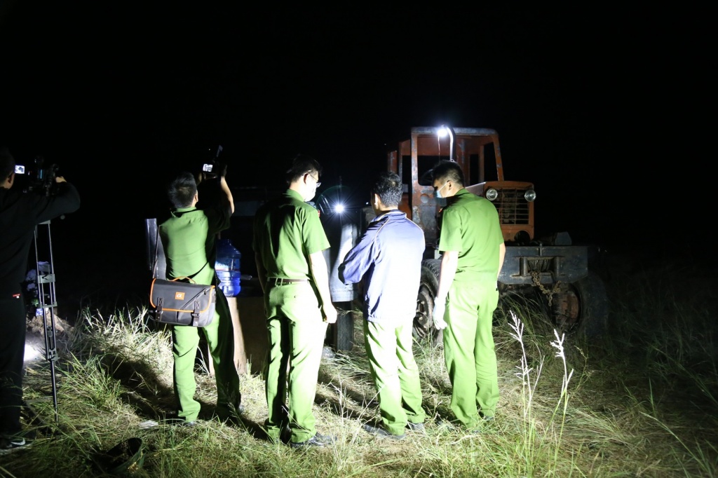 hon chien trong luc tranh chap dat dai 7 nguoi thuong vong