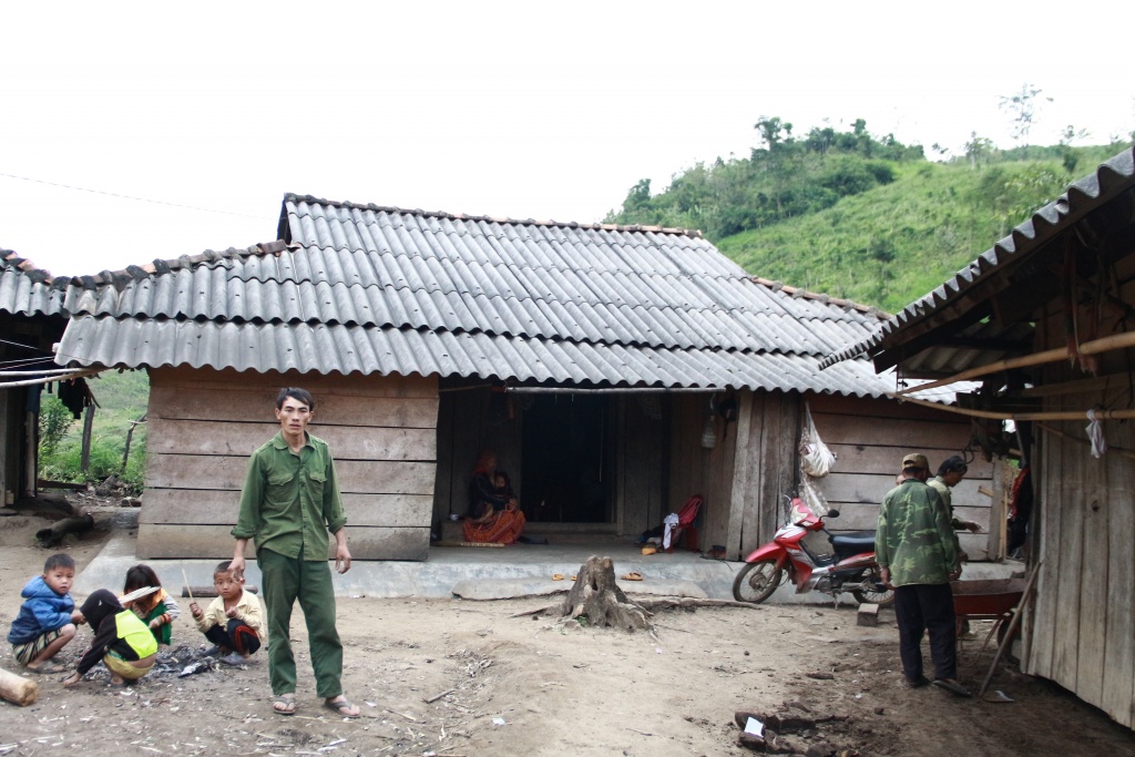 hang loat nu sinh o dak lak bong dung mac benh la
