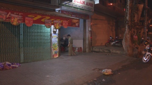 tin tuc phap luat grab mua lai uber co dau hieu vi pham luat canh tranh bat nhom nguoi ep tre em ban dam