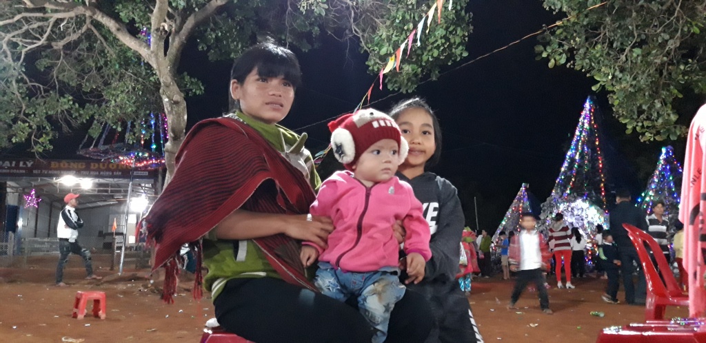 nguoi dan tay nguyen ron rang don giang sinh