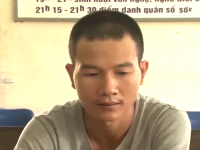 nu sinh lop 8 bi ga phu ho hai con hai doi ngay lan dau gap