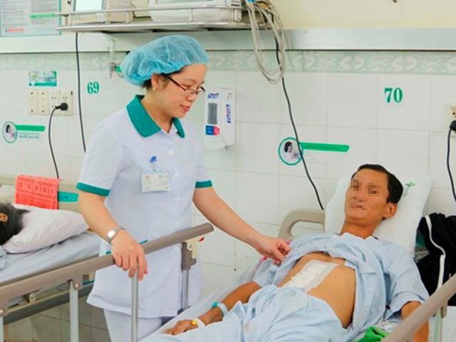 cuu thanh cong nguoi dan ong chi con 10 co hoi song sot
