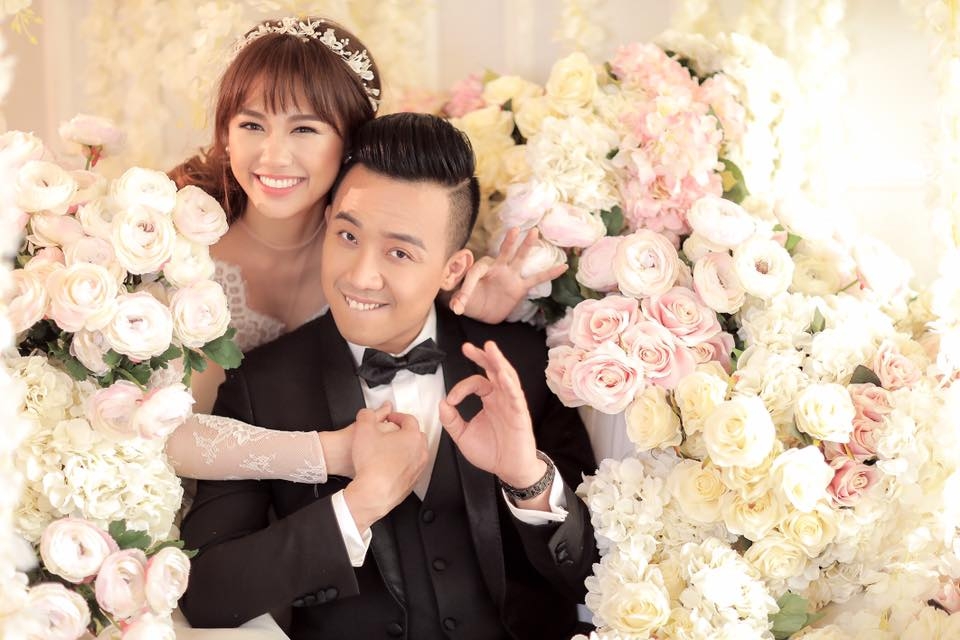 dan mang phat cuong voi bo anh cuoi sieu nhi nho cua tran thanh hari won