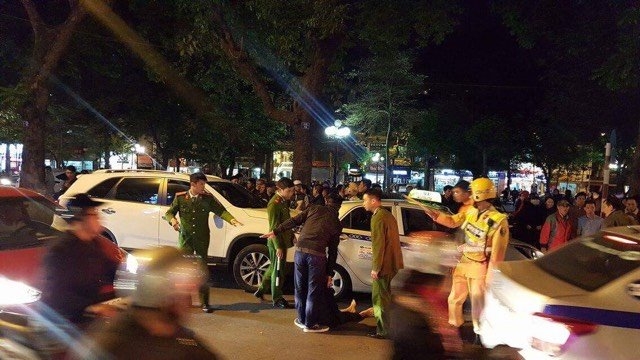 ha noi xe hop gay tai nan lien hoan