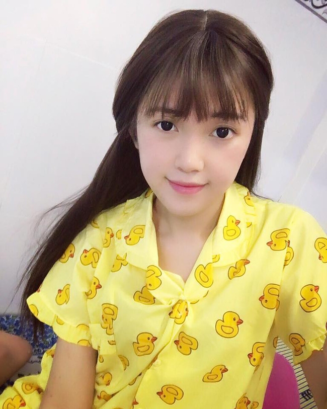 nhan sac nhin la me cua nhung co nang chuyen gioi lam dien dao cong dong mang
