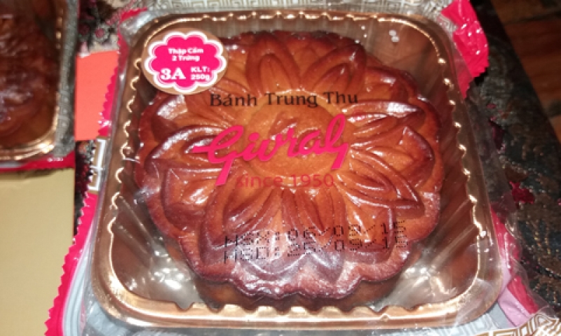 thi truong banh trung thu bi mat an sau thoi han su dung in tren bao bi