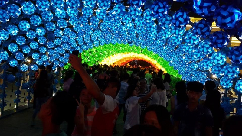 ha noi bien nguoi do don ve cac khu trung tam don tet trung thu