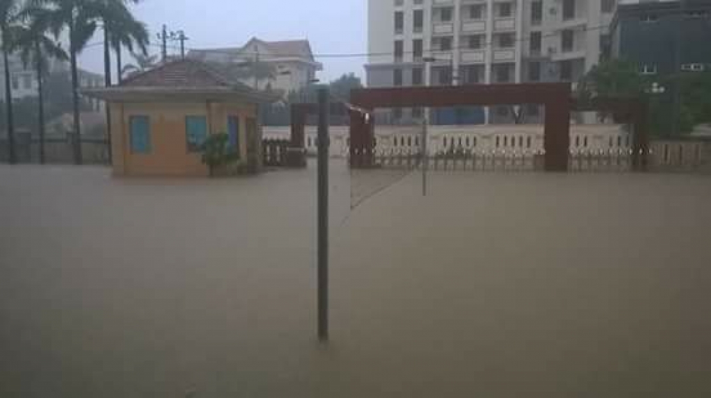 nhoi long hinh anh quang binh tan hoang vi mua lu