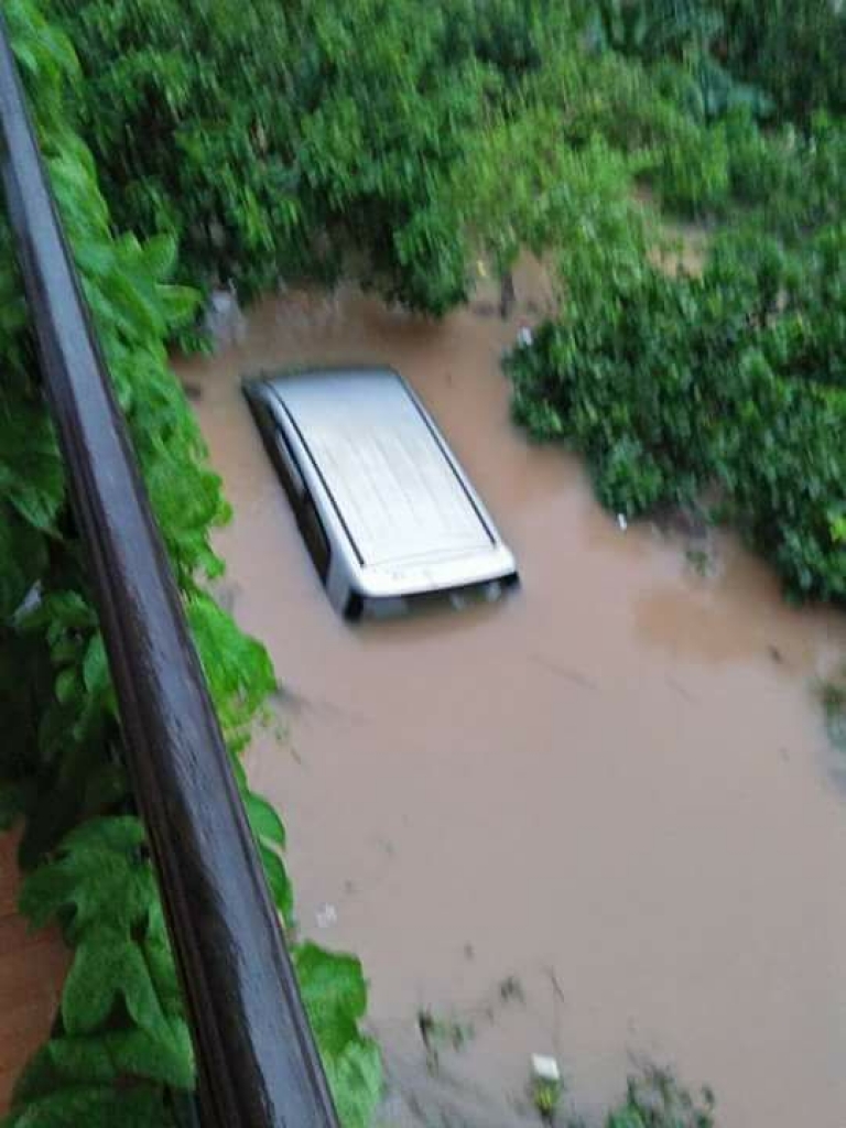 nhoi long hinh anh quang binh tan hoang vi mua lu