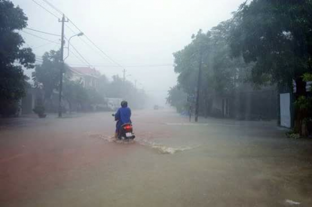 nhoi long hinh anh quang binh tan hoang vi mua lu