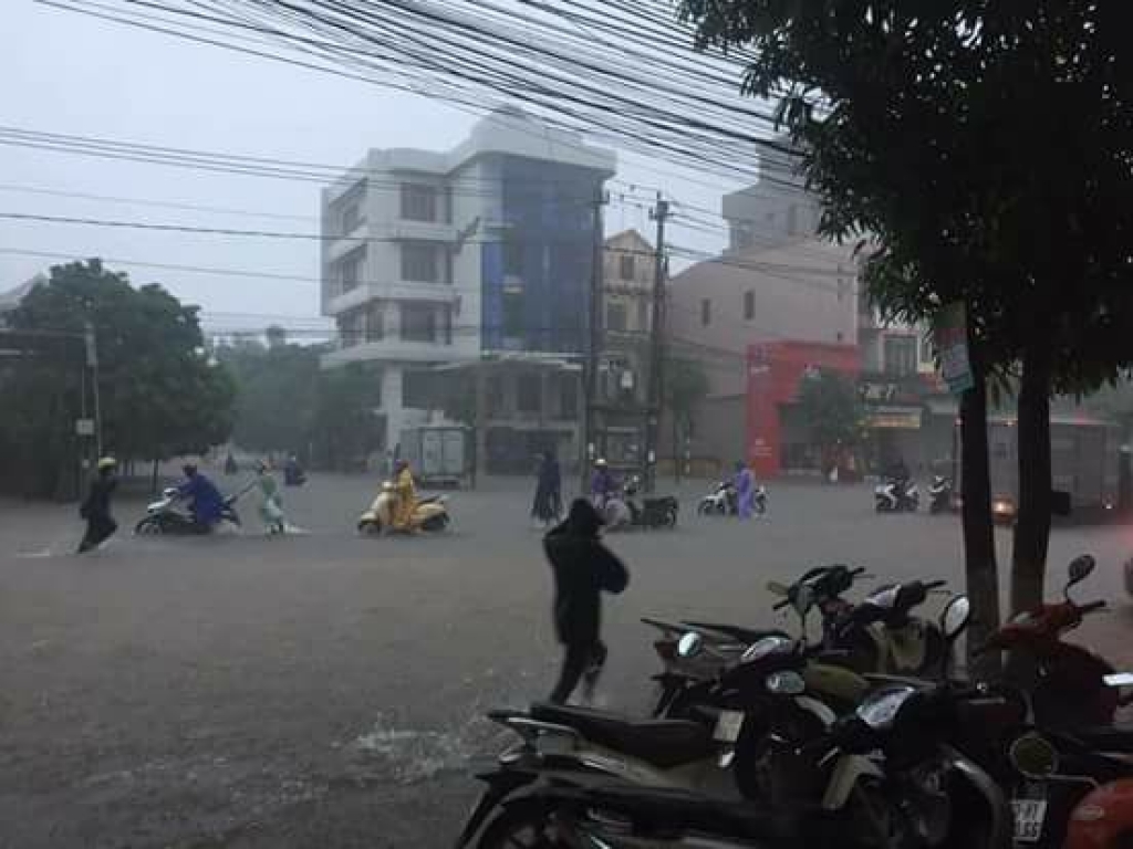 nhoi long hinh anh quang binh tan hoang vi mua lu