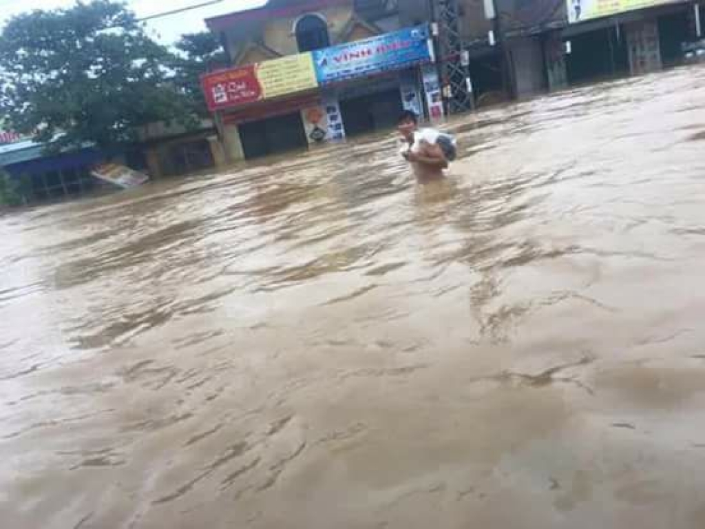 nhoi long hinh anh quang binh tan hoang vi mua lu