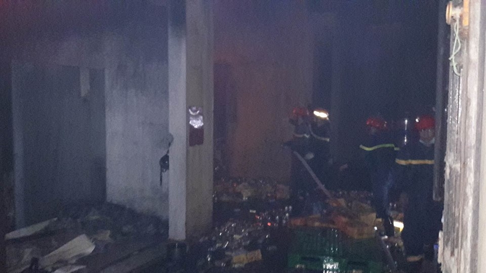 ha noi chay lon tai xuong son thuoc cum cong nghiep xa la phu