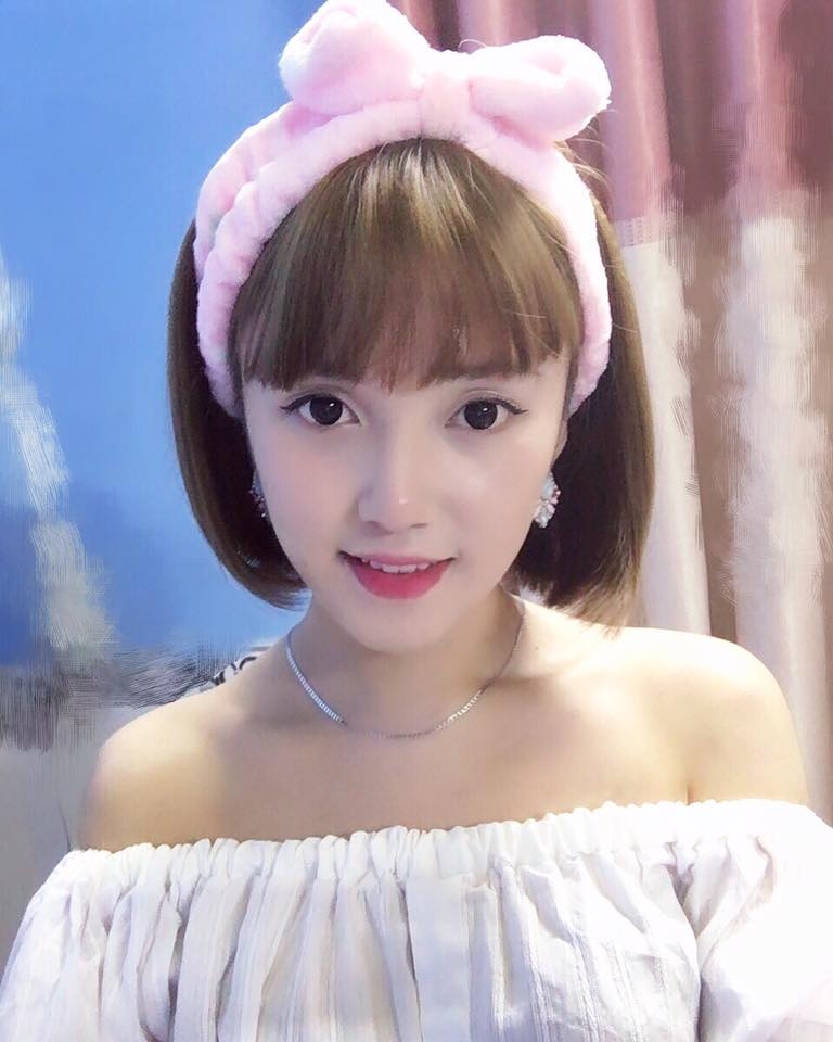 co gai dep khong ti vet va bi mat khien cong dong mang khong tin o mat minh