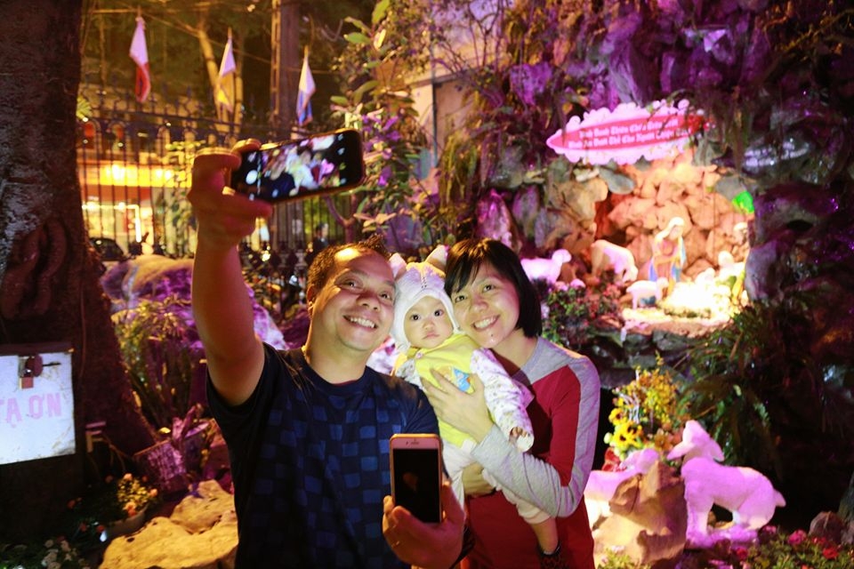 ha noi tp hcm ruc ro dem noel