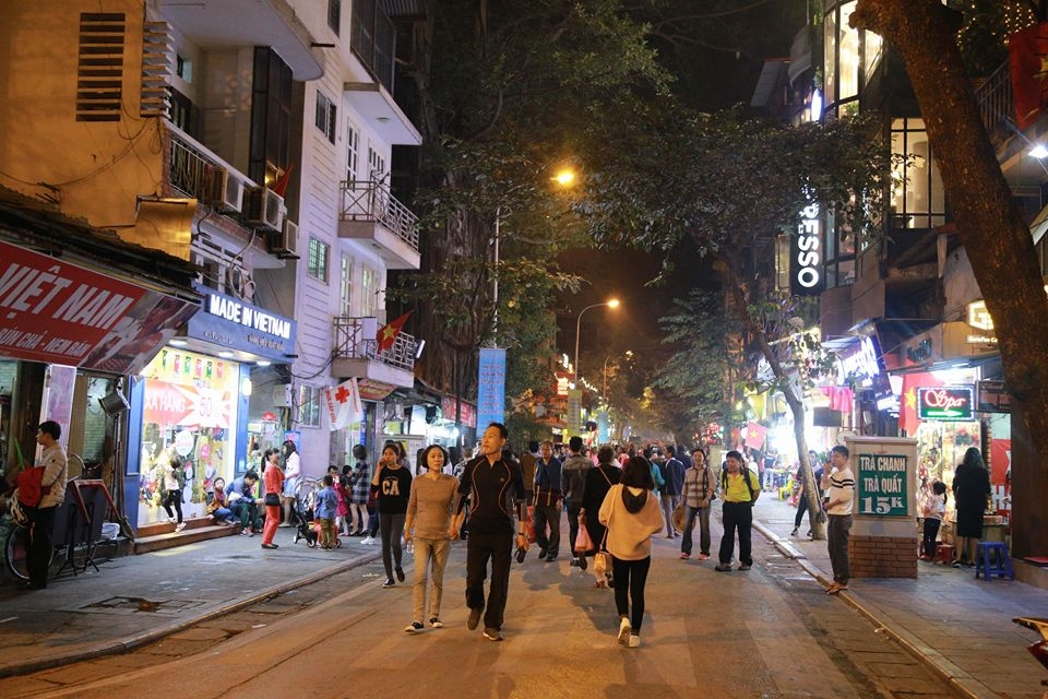 ha noi tp hcm ruc ro dem noel