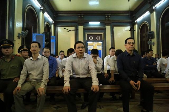 truc tiep xet xu phuc tham pham cong danh va dong pham