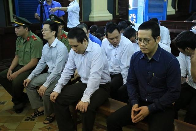 truc tiep xet xu phuc tham pham cong danh va dong pham