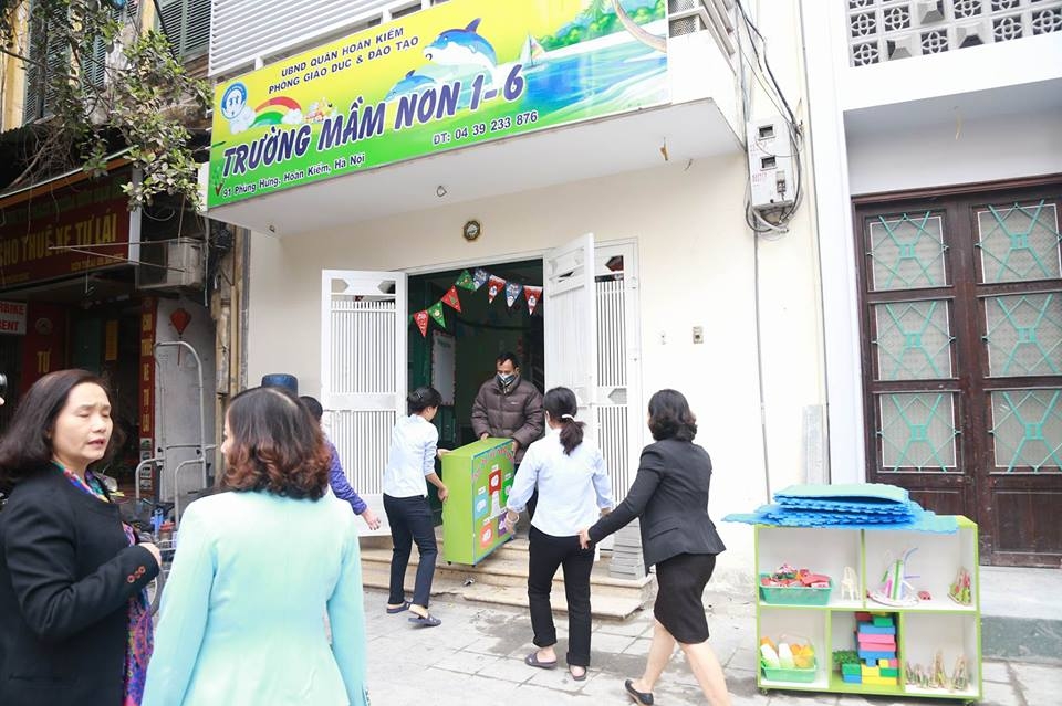 ha noi chay lon bat ngo xay ra giua trua tren pho phung hung
