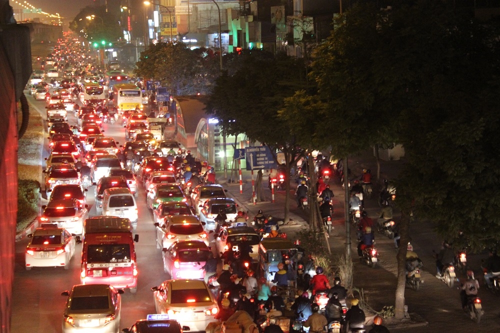 ha noi nhung ngay can tet giao thong cang nhu day dan