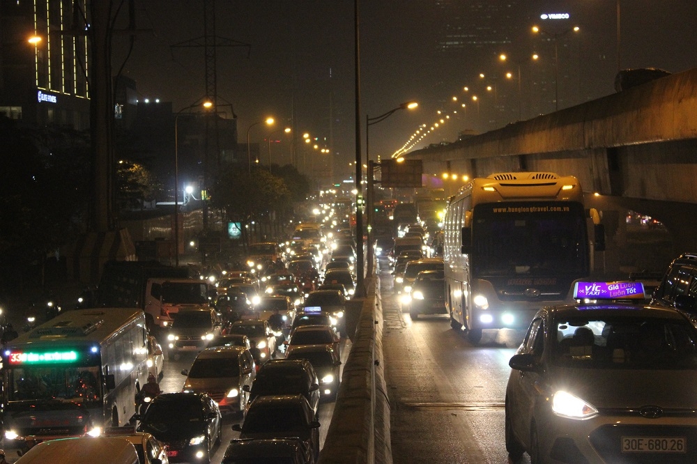 ha noi nhung ngay can tet giao thong cang nhu day dan