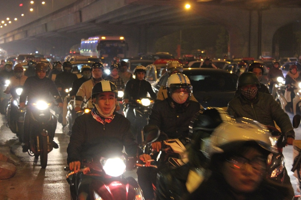 ha noi nhung ngay can tet giao thong cang nhu day dan