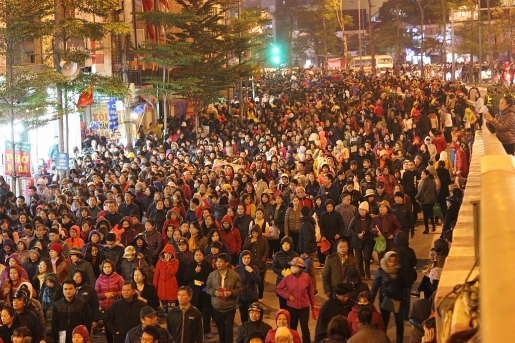 dai le cau an o chua phuc khanh treo rao vao chua ngoi long duong bai vong